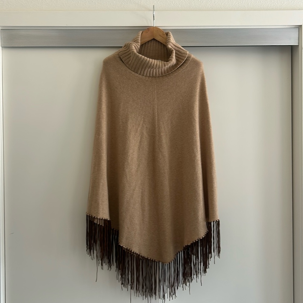 BRUNELLO CUCINELLI 100% cashmere Tan suede fringe Brown trim size L.